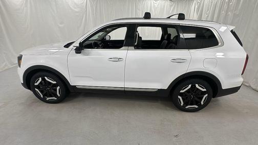 Glacial White Pearl 2025 Kia Telluride S