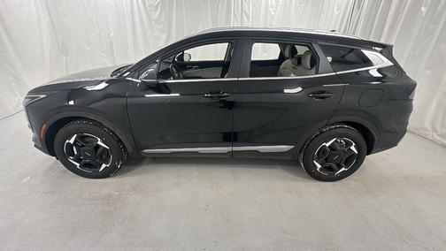 Fusion Black 2026 Kia Sportage Hybrid EX