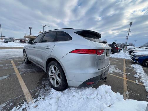 2017 Jaguar F-PACE 20d R-Sport