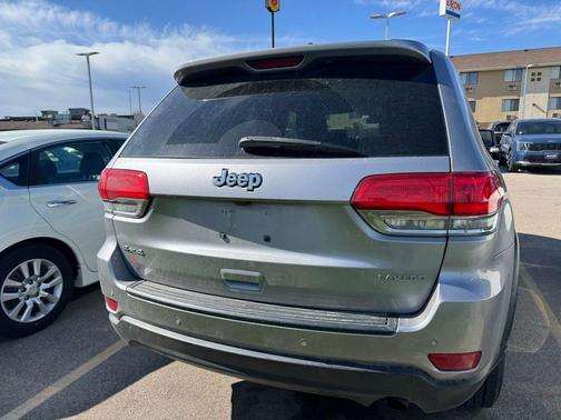 Billet Silver Metallic Clearcoat 2018 Jeep Grand Cherokee Laredo E