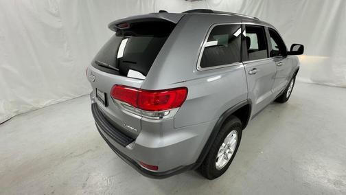 Billet Silver Metallic Clearcoat 2018 Jeep Grand Cherokee Laredo E