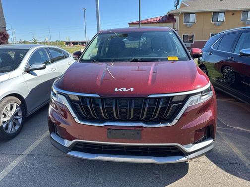 Flare Red 2024 Kia Carnival LX