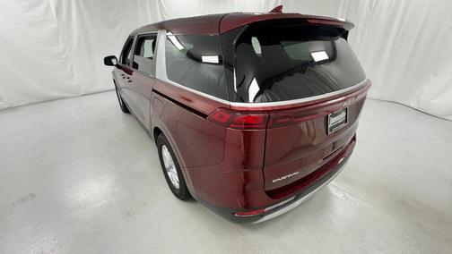 Flare Red 2024 Kia Carnival LX