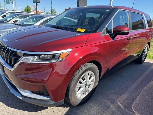 Flare Red 2024 Kia Carnival LX