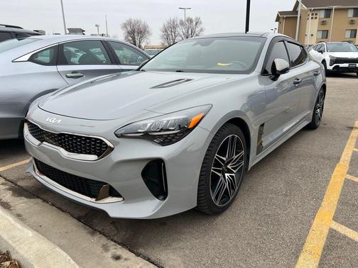 2022 Kia Stinger GT1