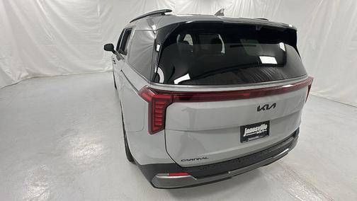 Ceramic Silver 2026 Kia Carnival SX Prestige