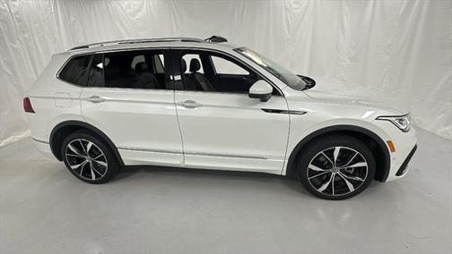 2023 Volkswagen Tiguan 2.0T SEL R-Line 4MOTION