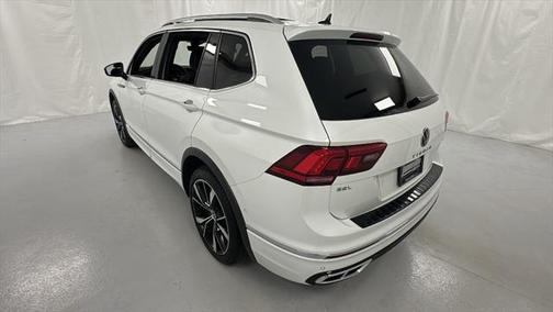 2023 Volkswagen Tiguan 2.0T SEL R-Line 4MOTION