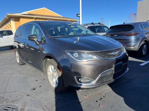 2018 Chrysler Pacifica Touring Plus