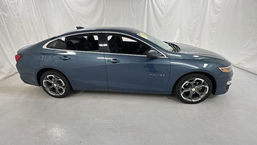 Lakeshore Blue Metallic 2024 Chevrolet Malibu FWD 1LT