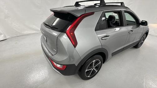 2025 Kia Niro EX