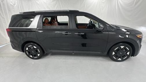 2025 Kia Carnival EX