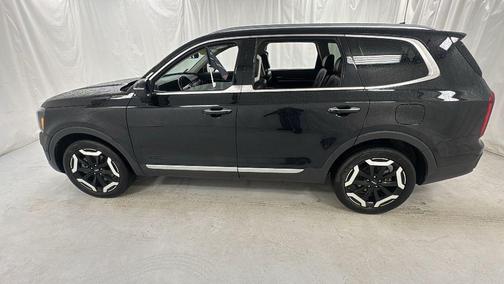 Ebony Black 2025 Kia Telluride S