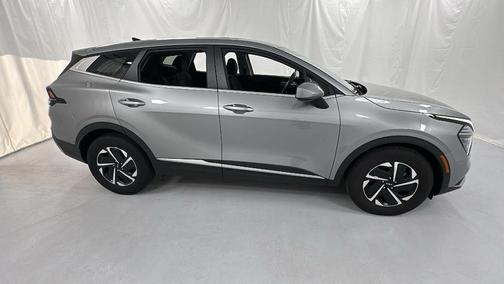 2024 Kia Sportage Hybrid LX