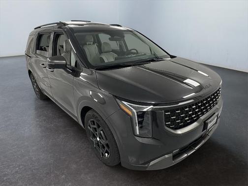 2025 Kia Carnival SX