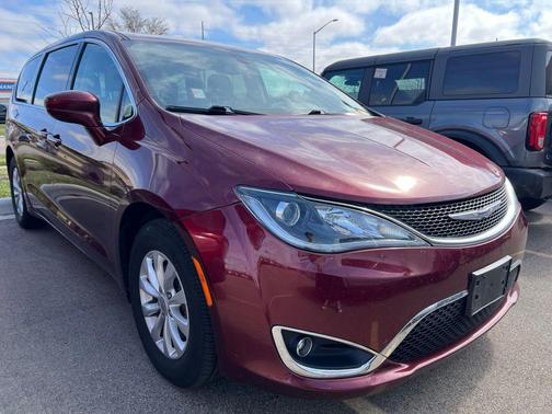 2018 Chrysler Pacifica Touring Plus