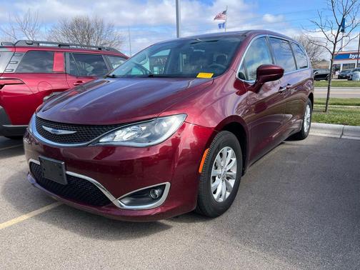 2018 Chrysler Pacifica Touring Plus