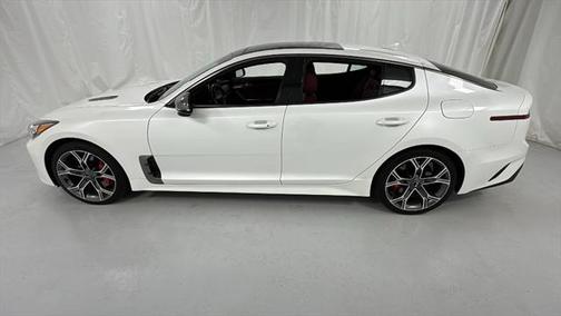 2019 Kia Stinger GT1