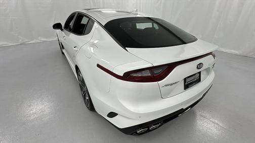 2019 Kia Stinger GT1