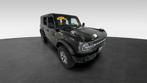 Shadow Black 2025 Ford Bronco Badlands