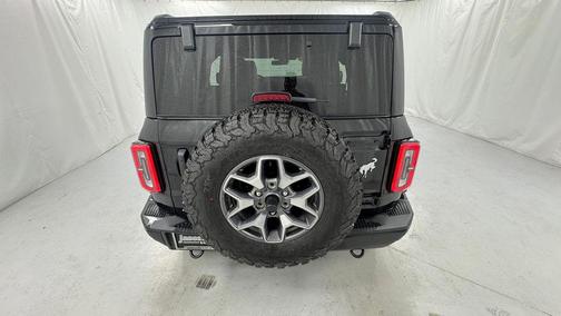 Shadow Black 2025 Ford Bronco Badlands