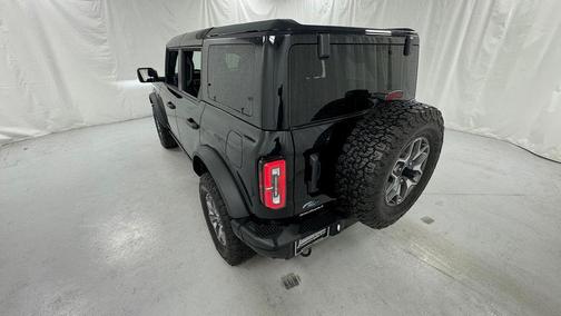 Shadow Black 2025 Ford Bronco Badlands