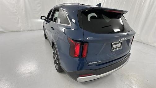 2025 Kia Sorento EX