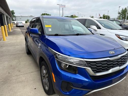 Neptune Blue 2021 Kia Seltos LX