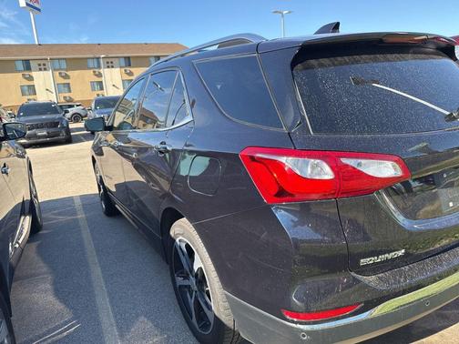 Midnight Blue Metallic 2021 Chevrolet Equinox Premier w/1LZ