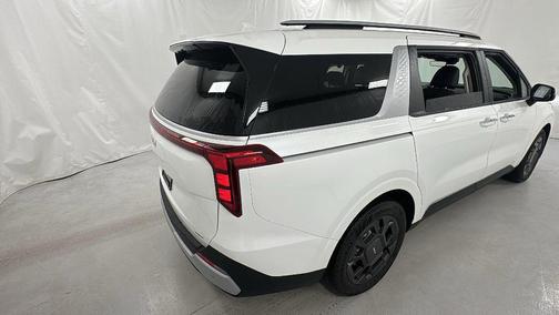 Snow White Pearl 2026 Kia Carnival Hybrid EX