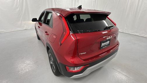 2025 Kia Niro LX
