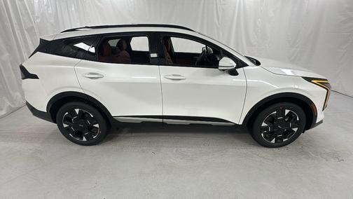 Snow White Pearl 2026 Kia Sportage Hybrid SX-Prestige
