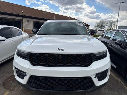 Bright White 2024 Jeep Grand Cherokee Limited