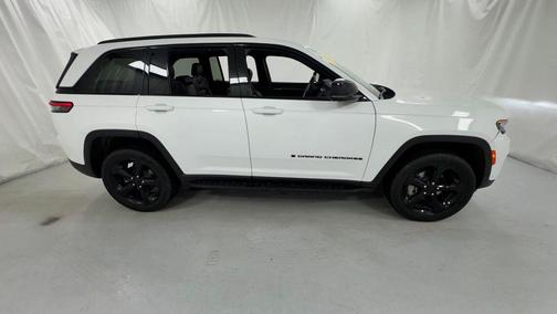 Bright White 2024 Jeep Grand Cherokee Limited