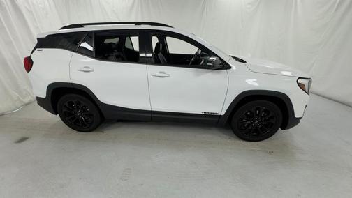 Summit White 2019 GMC Terrain SLT