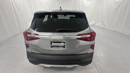 2023 Kia Seltos LX