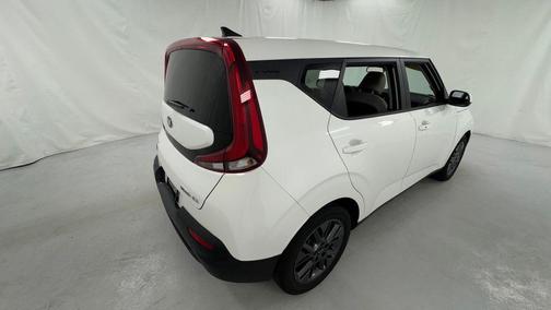Snow White Pearl 2021 Kia Soul EX