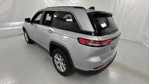 2023 Jeep Grand Cherokee Limited X