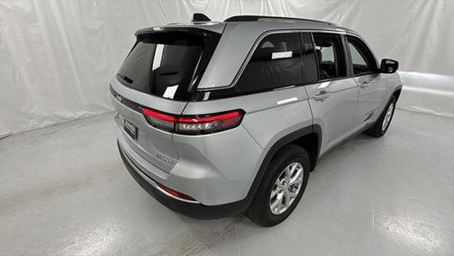 2023 Jeep Grand Cherokee Limited X