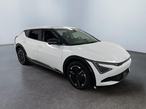 2025 Kia EV6 Wind