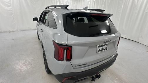 Wolf Gray 2026 Kia Sorento SX
