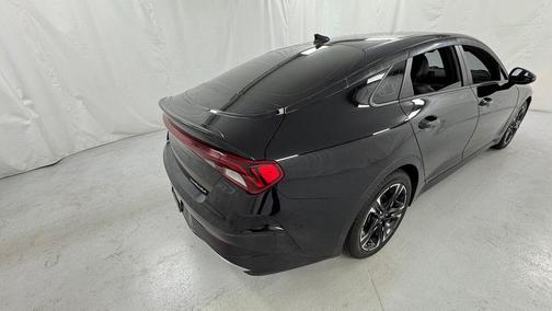 Ebony Black 2022 Kia K5 GT-Line