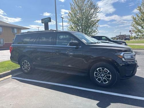 Agate Black Metallic 2024 Ford Expedition Max XLT