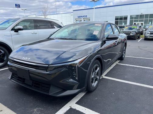 Interstellar Gray 2025 Kia K4 LXS