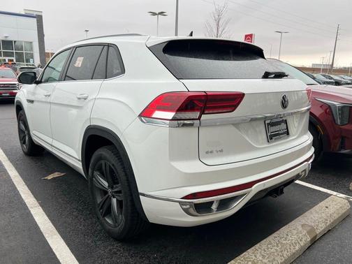 2021 Volkswagen Atlas Cross Sport 3.6L V6 SE w/Technology R-Line