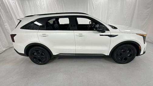 Snow White Pearl 2026 Kia Sorento Hybrid SX Prestige