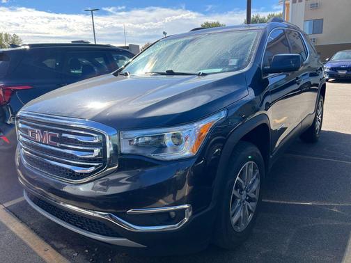 2017 GMC Acadia SLE-2