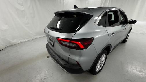 Iconic Silver Metallic 2024 Ford Escape Active