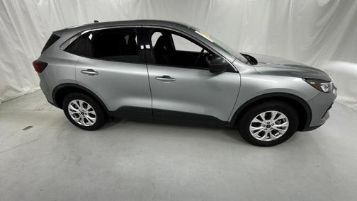 Iconic Silver Metallic 2024 Ford Escape Active