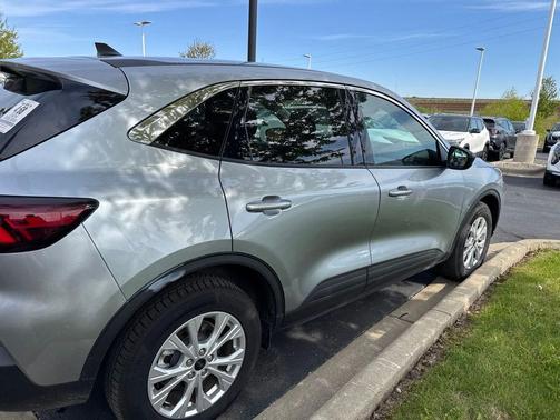 Iconic Silver Metallic 2024 Ford Escape Active